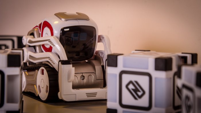 cozmo robot for free